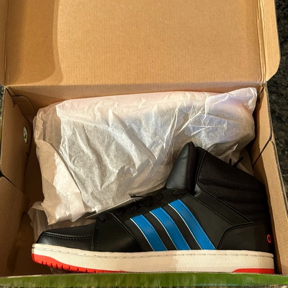 Adidas Hoops VS Mid NIB 10